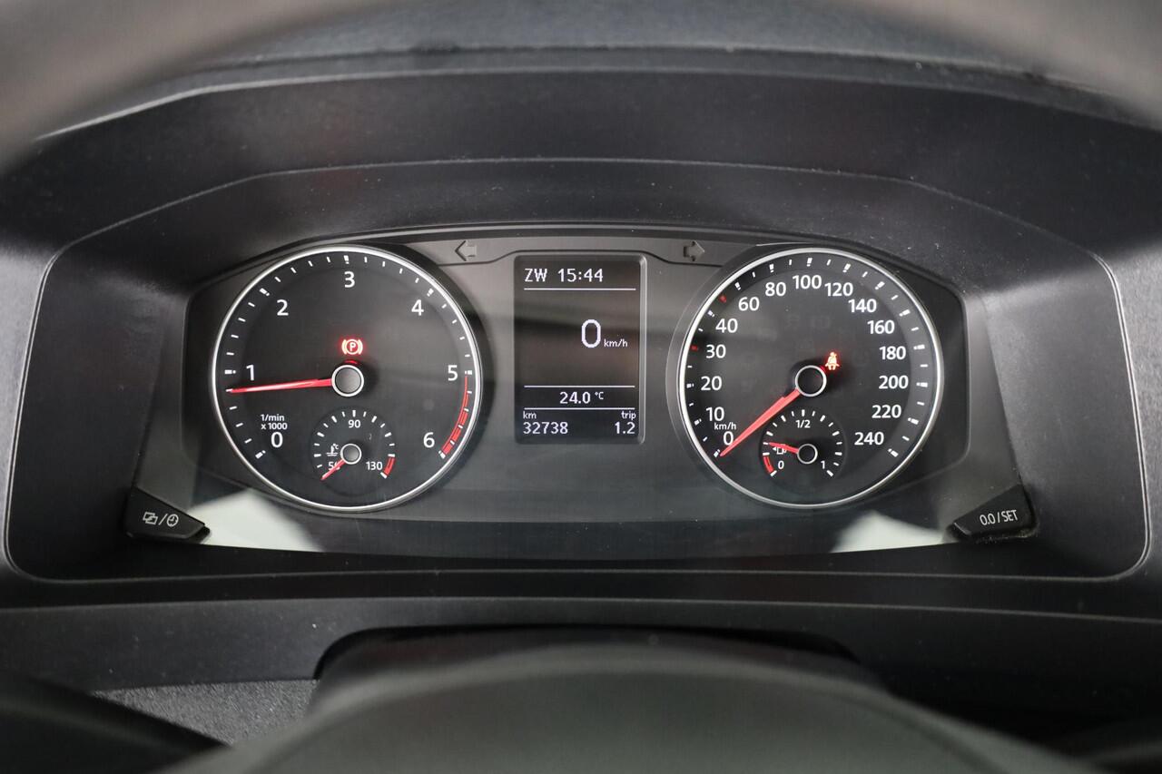 Volkswagen TRANSPORTER 2.0 TDI L1H2 Comfortline 102 pk | Navigatie | Parkeersensoren achter | Cruise control | Airco |