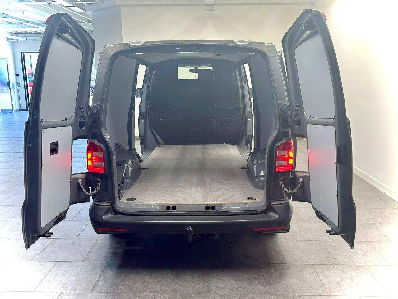 Volkswagen TRANSPORTER 2.0 TSI L2H1 Comfortline