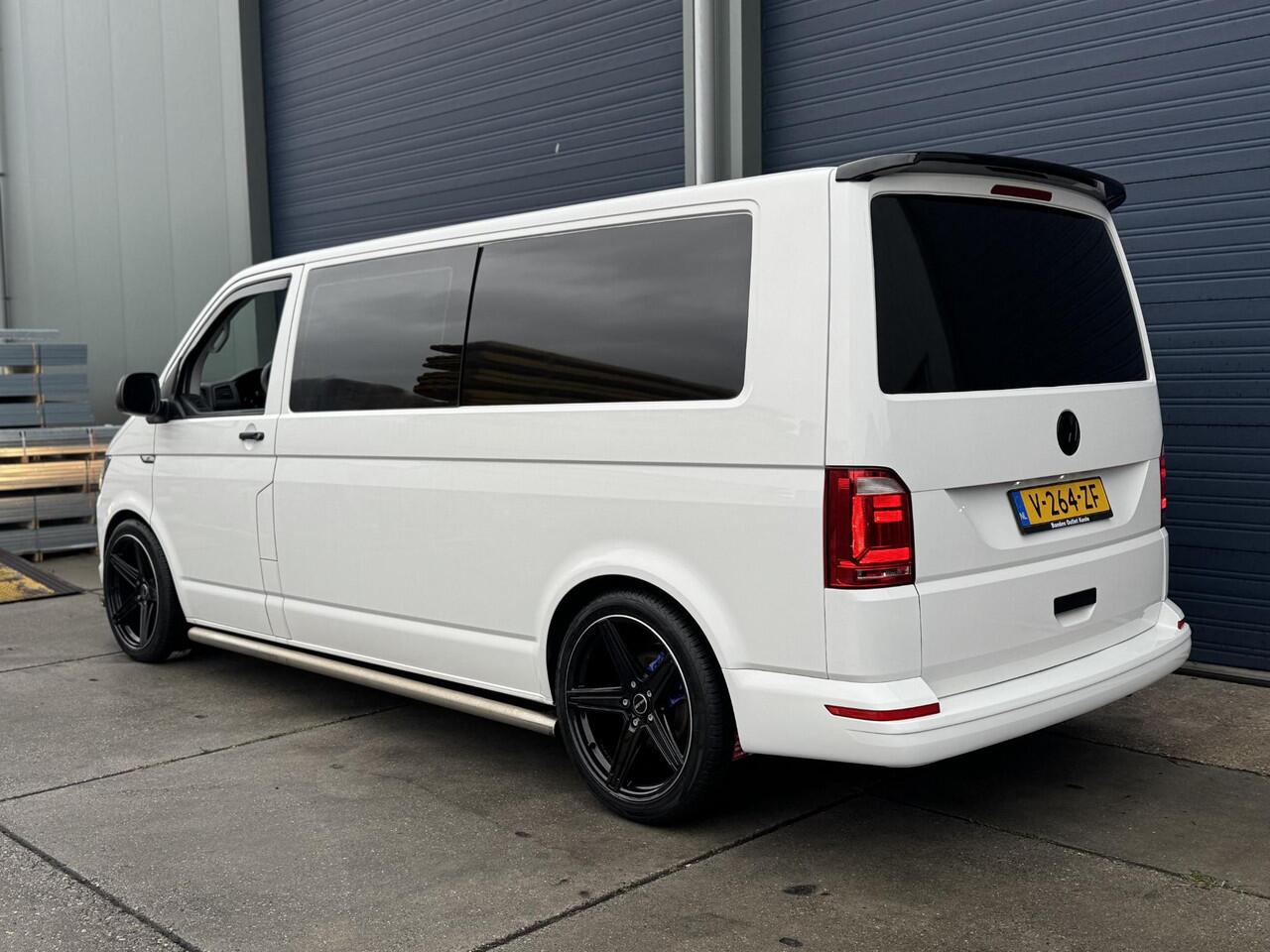Volkswagen TRANSPORTER 2.0 TDI L2H1 Trendline DUBBEL CABINE / AIRCO / LEER / VERLAAGD / SPOILERS