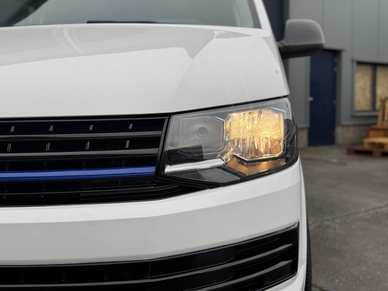Volkswagen TRANSPORTER 2.0 TDI L2H1 Trendline DUBBEL CABINE / AIRCO / LEER / VERLAAGD / SPOILERS
