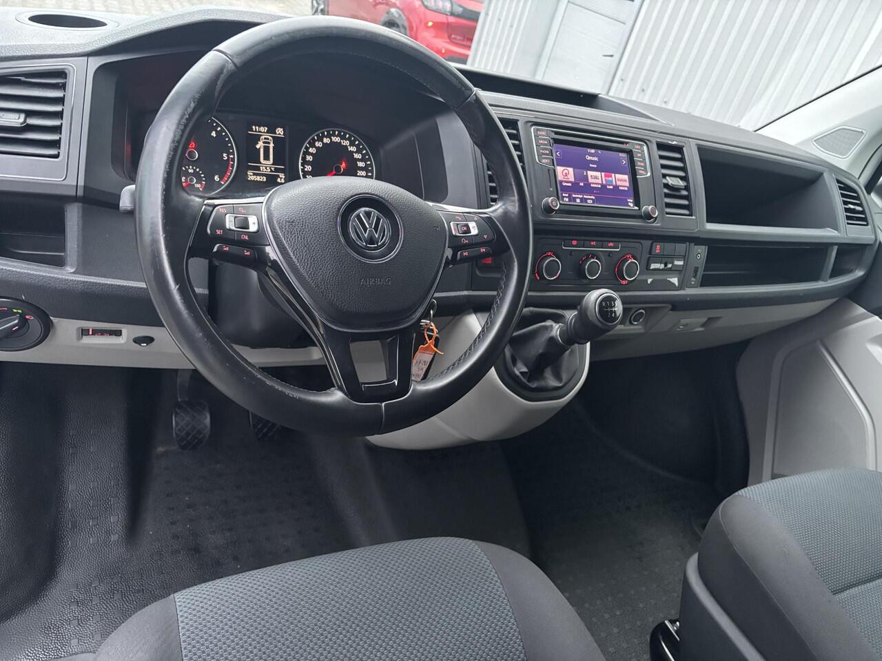 Volkswagen TRANSPORTER 2.0 TDI L2H1*A/C*NAVI*CRUISE*CAMERA*