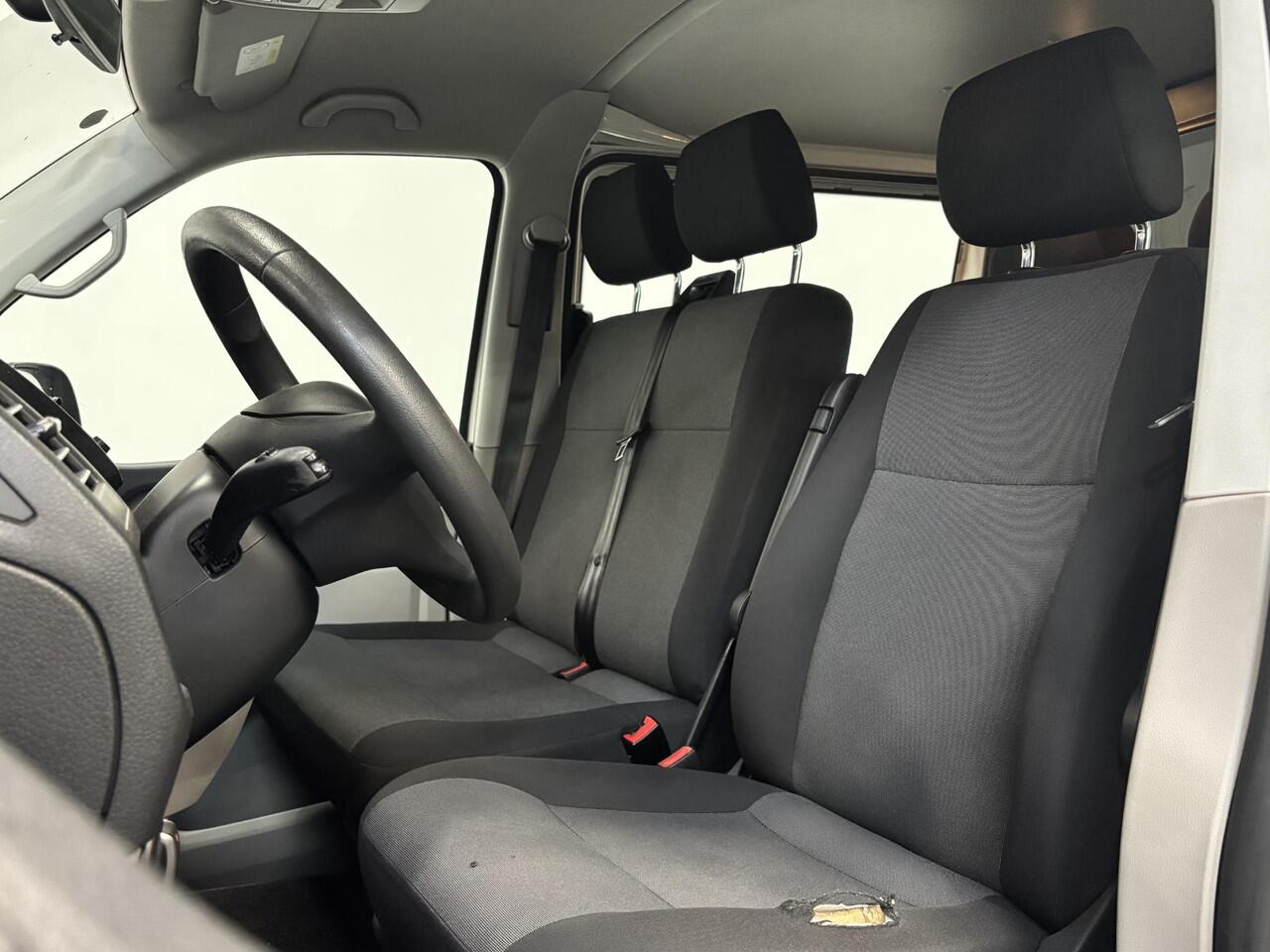 Volkswagen TRANSPORTER T6 L2H1 102pk Dubbele cabine Airco Cruise control Trekhaak Euro6 Bluetooth