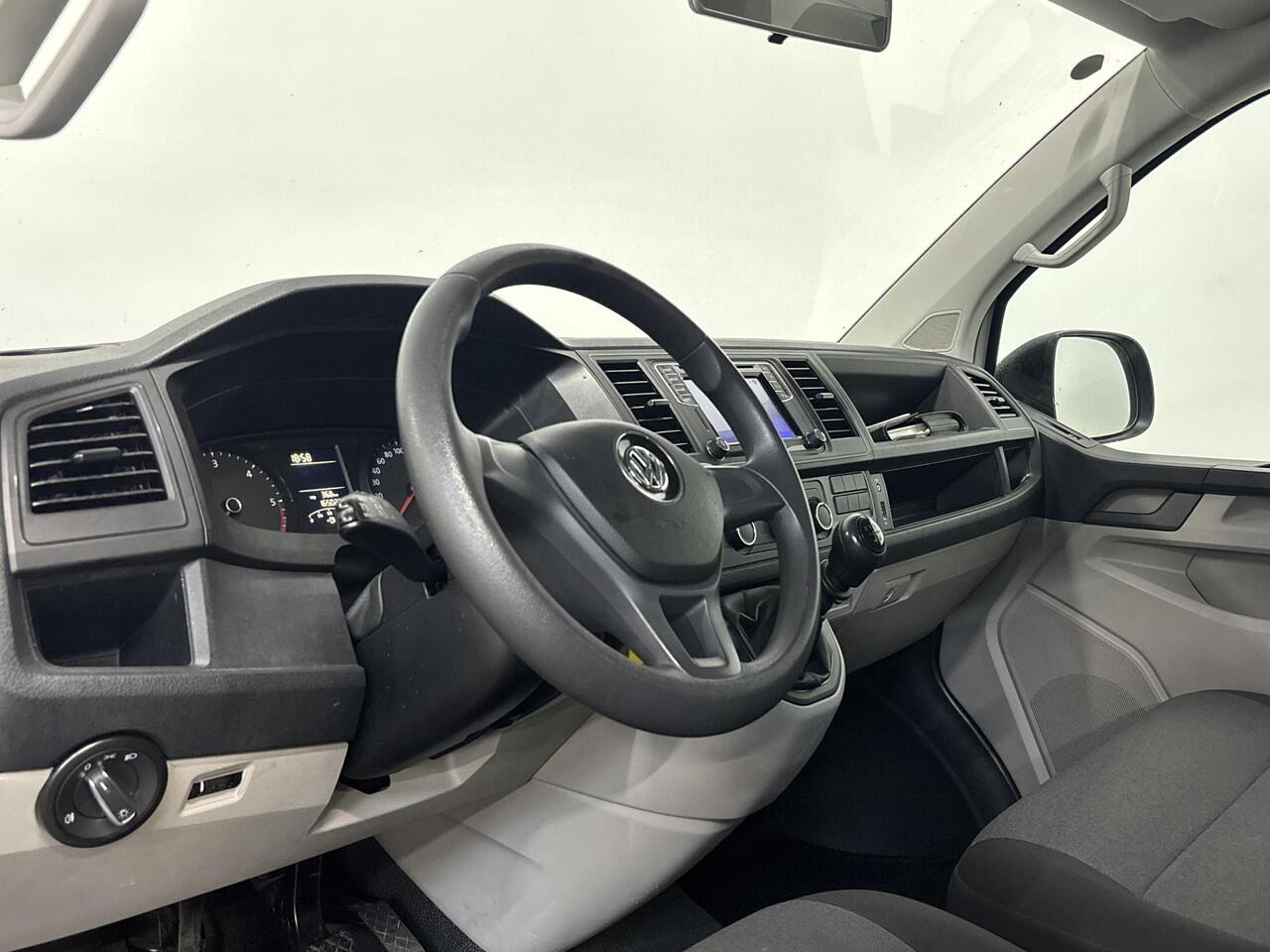 Volkswagen TRANSPORTER T6 L2H1 102pk Dubbele cabine Airco Cruise control Trekhaak Euro6 Bluetooth