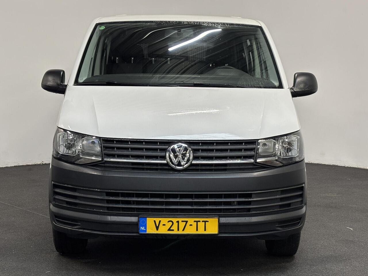 Volkswagen TRANSPORTER T6 L2H1 102pk Dubbele cabine Airco Cruise control Trekhaak Euro6 Bluetooth