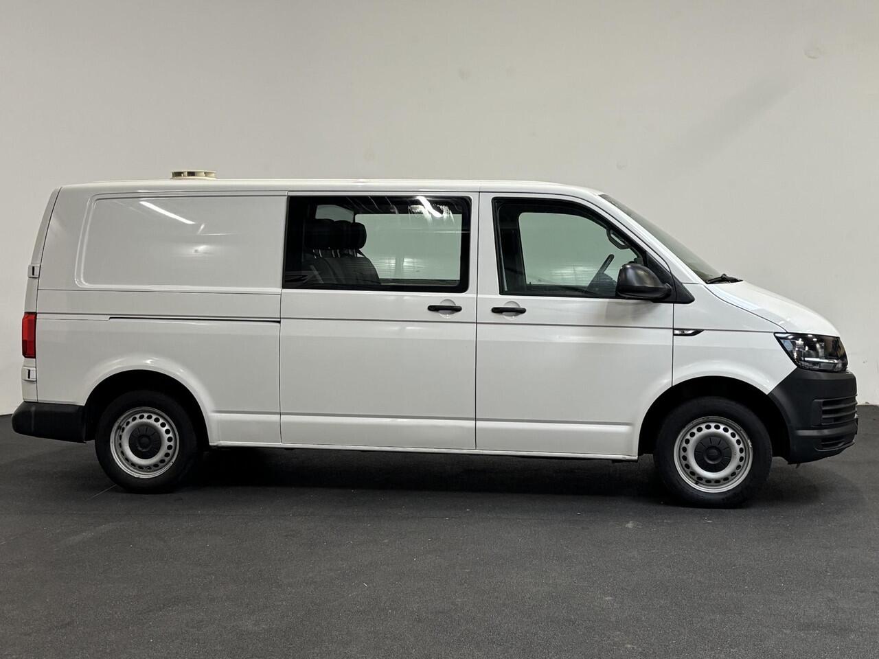 Volkswagen TRANSPORTER T6 L2H1 102pk Dubbele cabine Airco Cruise control Trekhaak Euro6 Bluetooth