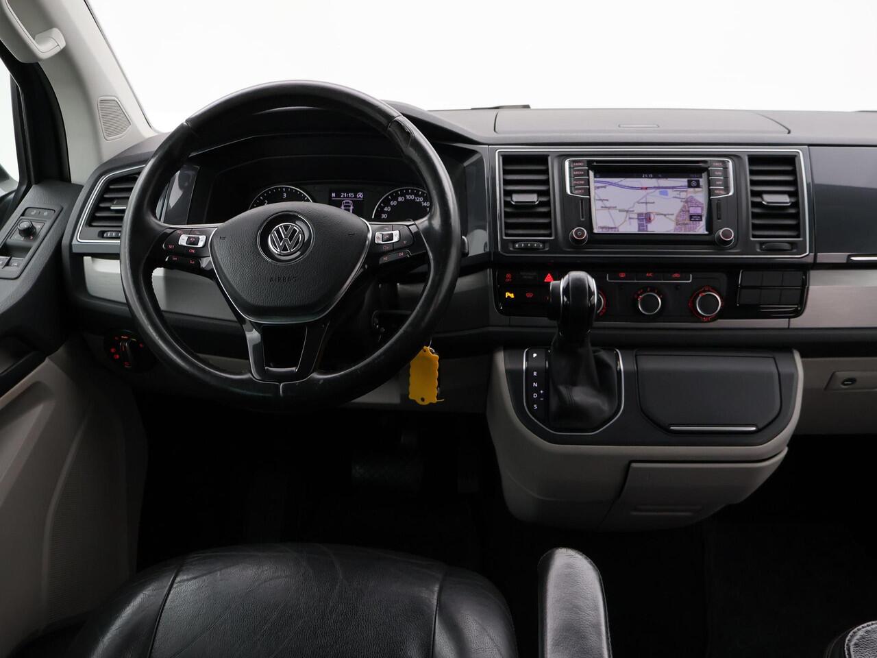 Volkswagen TRANSPORTER 2.0 TDI 150 PK DSG DUBBEL CABINE HIGHLINE + LEDER | CAMERA | LED | CARPLAY | T-EDITION