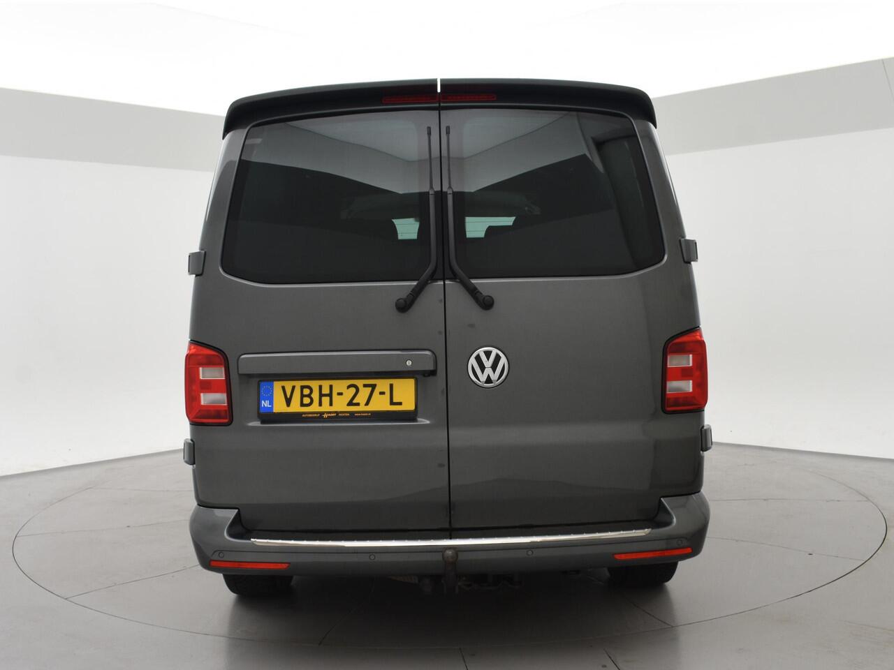 Volkswagen TRANSPORTER 2.0 TDI 150 PK DSG DUBBEL CABINE HIGHLINE + LEDER | CAMERA | LED | CARPLAY | T-EDITION