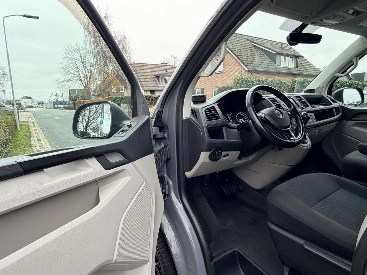 Volkswagen TRANSPORTER 2.0 TDI 204PK DSG L2 MatrixoACCoNavi