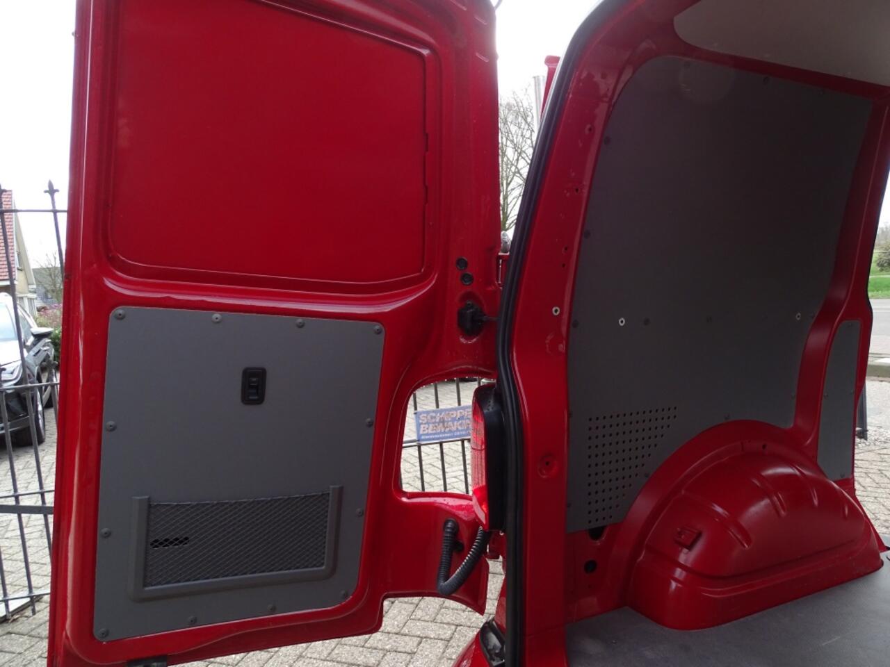 Volkswagen TRANSPORTER 2.0 TDI L1H1 Highl.NAVI DUB ZIJDEUR LED DAB Bpm VRIJ 1e eig