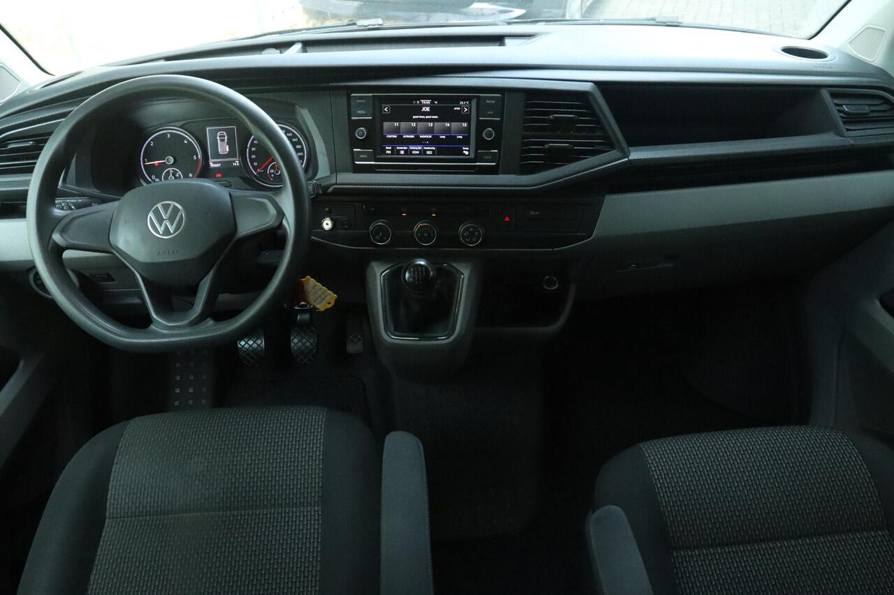 Volkswagen TRANSPORTER T6.1 2.0 TDI DUBBEL CABINE | TREKHAAK | CARPLAY | PDC | AIRCO | CRUISE