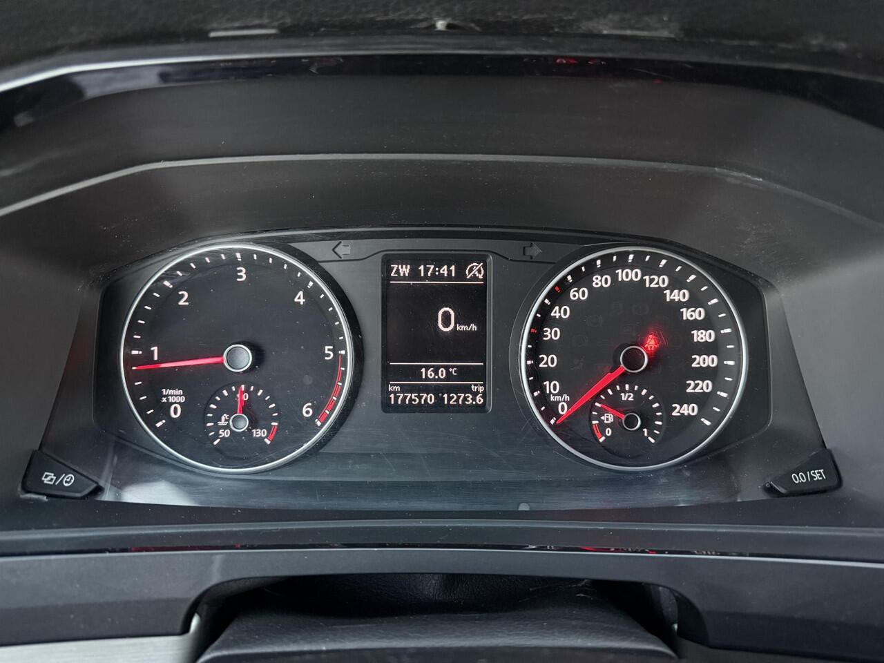 Volkswagen TRANSPORTER 2.0 TDI L2H1 4Motion Highline ?Automaat ?Full LED ?Vol Leder ?Navigatie ?Apple Carplay & Android Auto ?Parkeersensoren ?Trekhaak