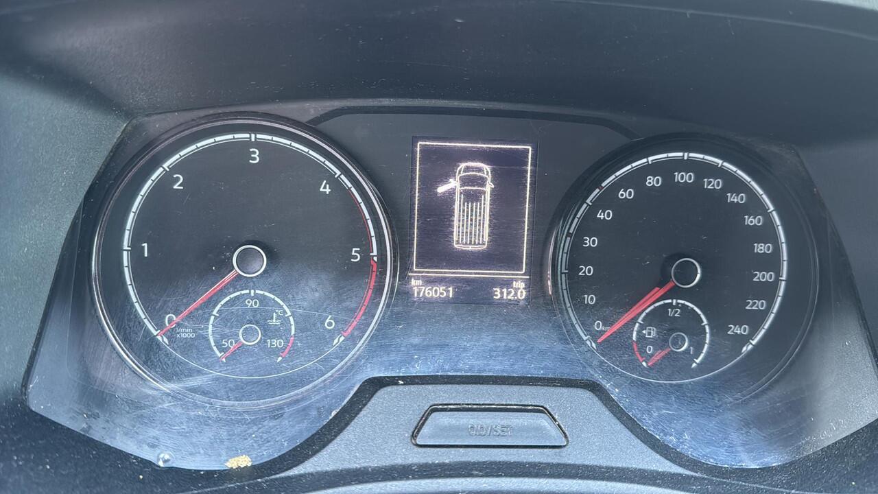 Volkswagen TRANSPORTER 2.0 TDI L2H1 30 /AIRCO/CRUISE/