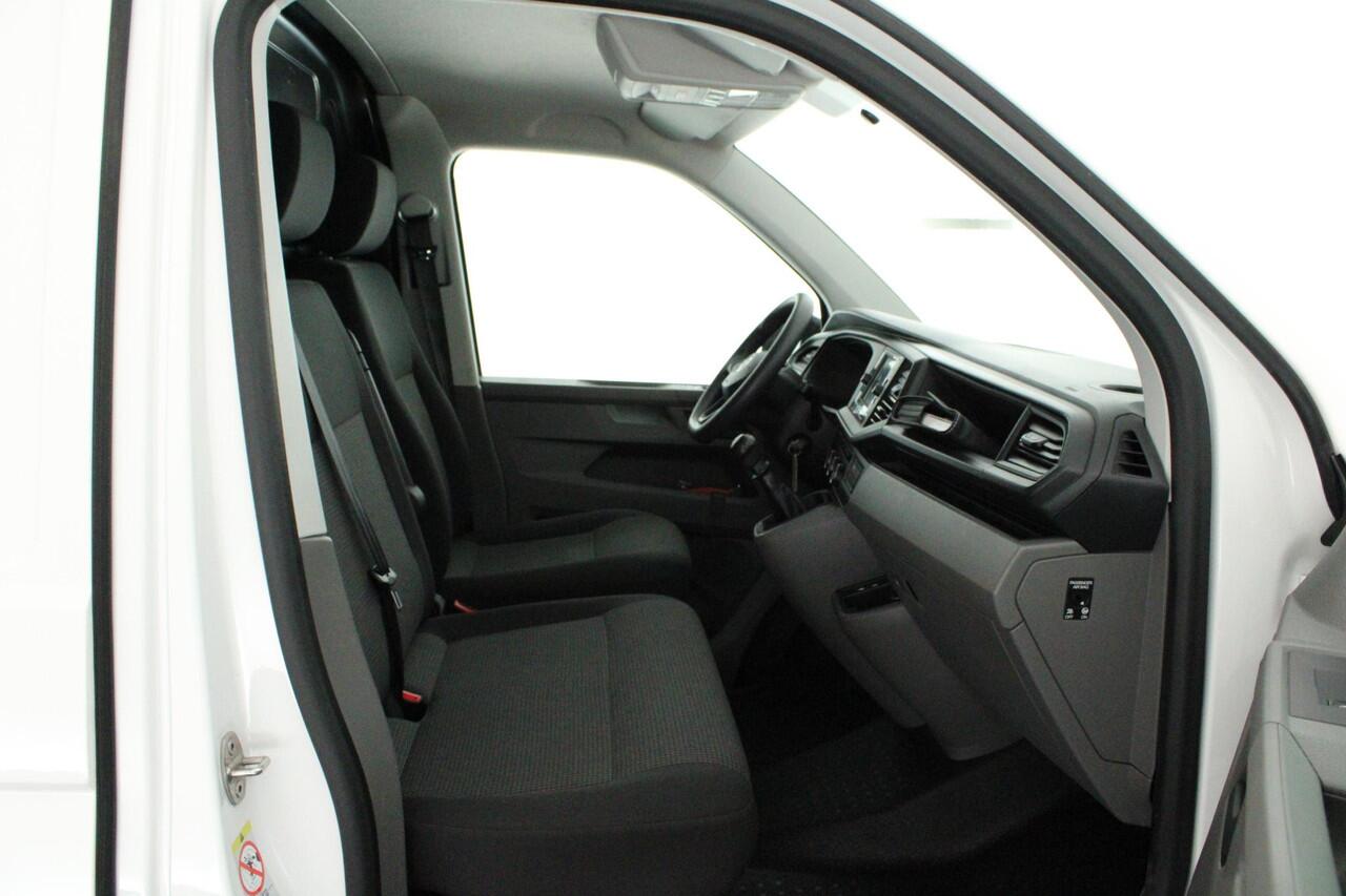 Volkswagen TRANSPORTER 2.0 TDI 90pk L1H1 26 Economy Business Carplay Bijrijdersbank Cruise Control Parkeersensoren