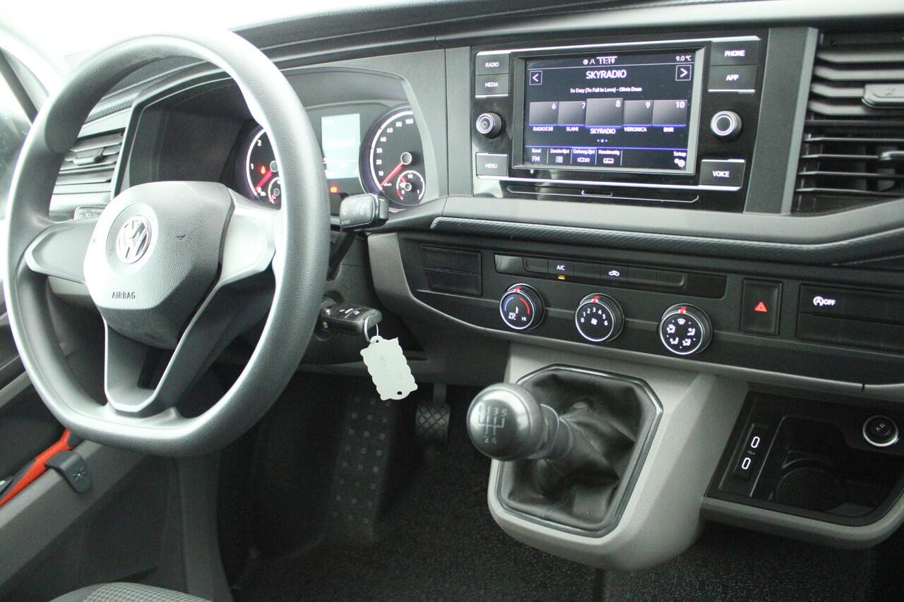 Volkswagen TRANSPORTER 2.0 TDI 90pk L1H1 26 Economy Business Carplay Bijrijdersbank Cruise Control Parkeersensoren
