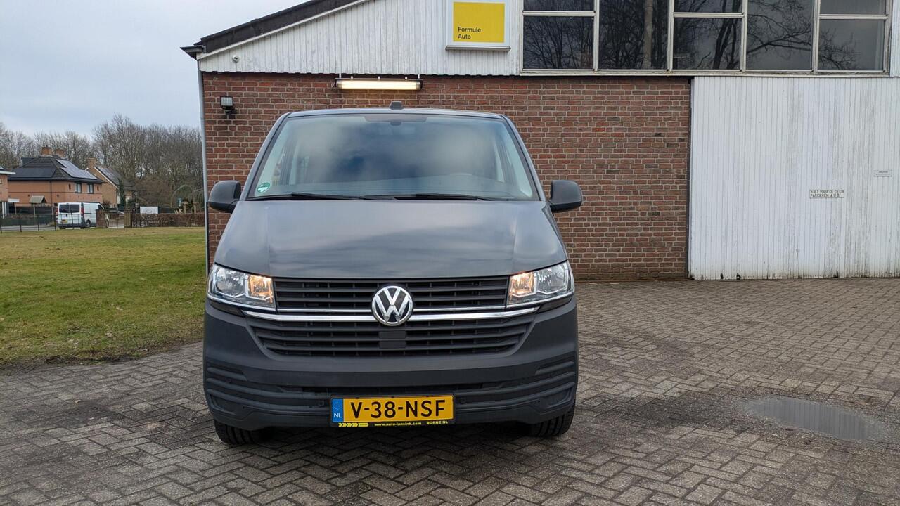 Volkswagen TRANSPORTER 2.0 TDI L2H1 DC - Aut. - Camera