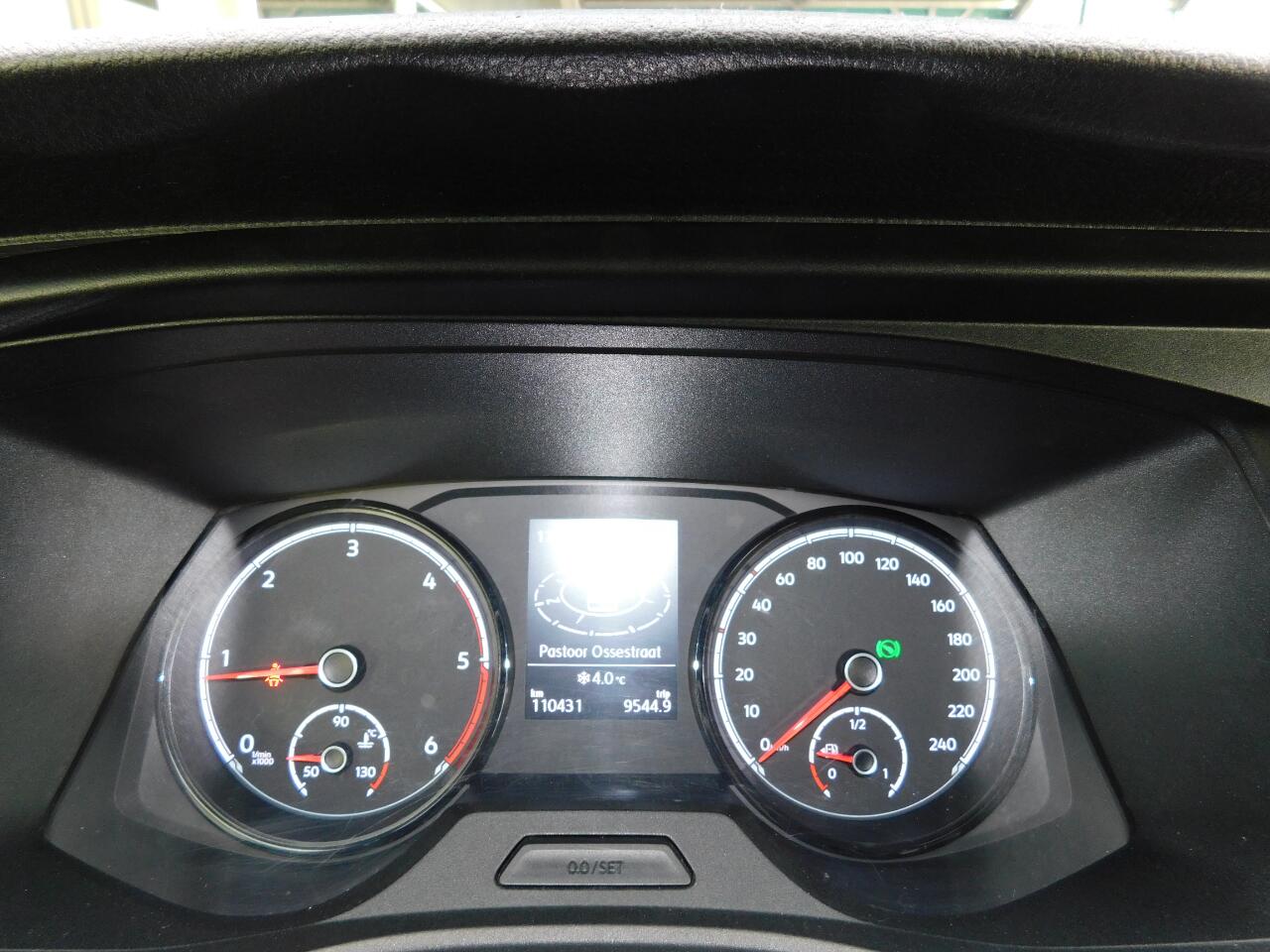 Volkswagen TRANSPORTER 2.0TDI 150PK DSG DC L2H1! All-in Prijs! Trekhaak!