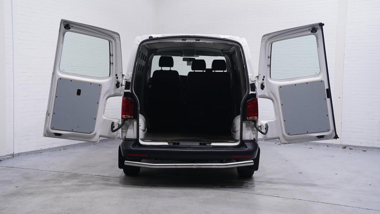 Volkswagen TRANSPORTER 2.0 TDI 110 pk L1H1 Navi, Camera, Airco Laadruimte Pakket, 3-Zits