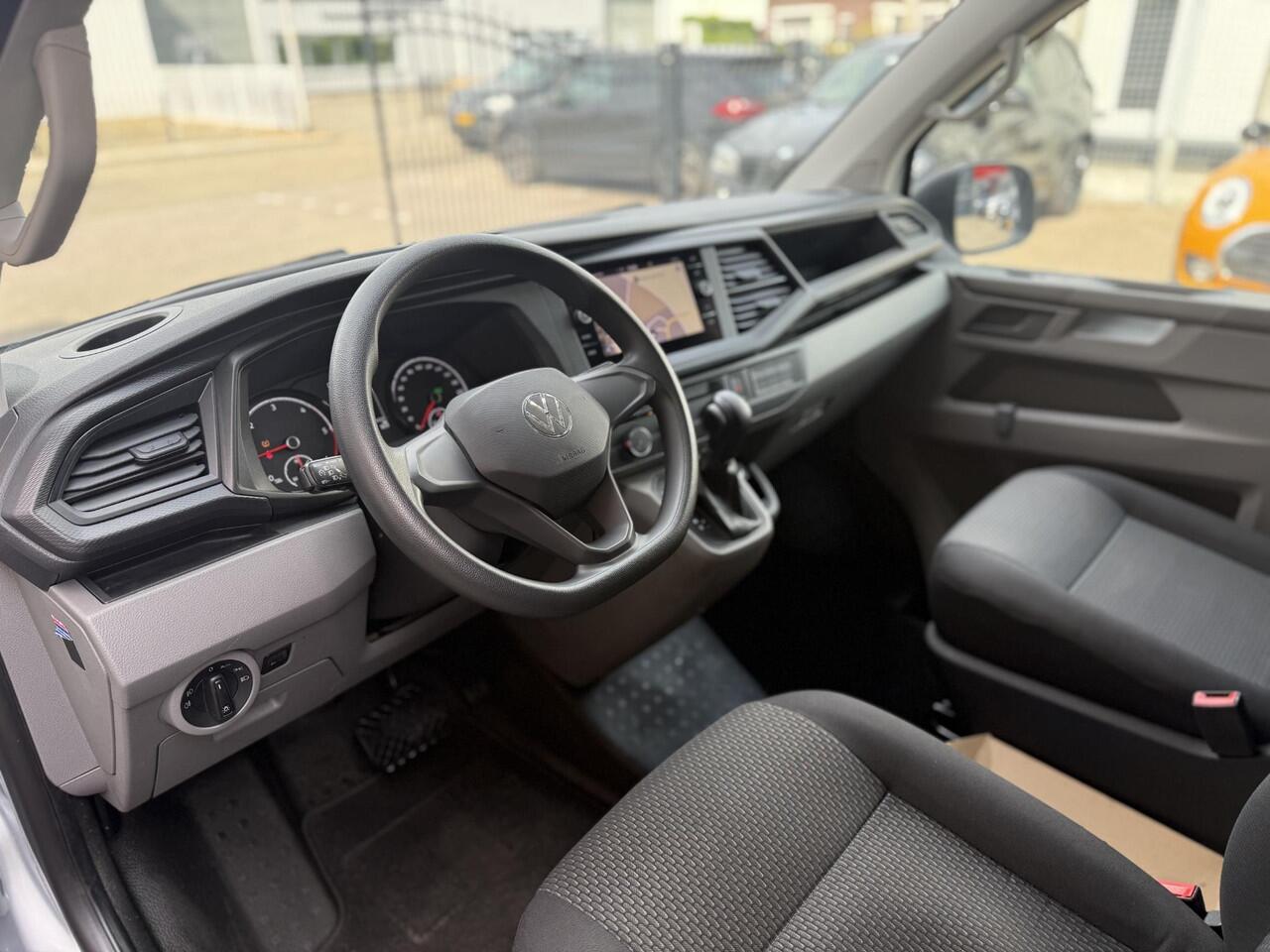 Volkswagen TRANSPORTER 2.0 TDI L2H1 Automaat 28 Bulli