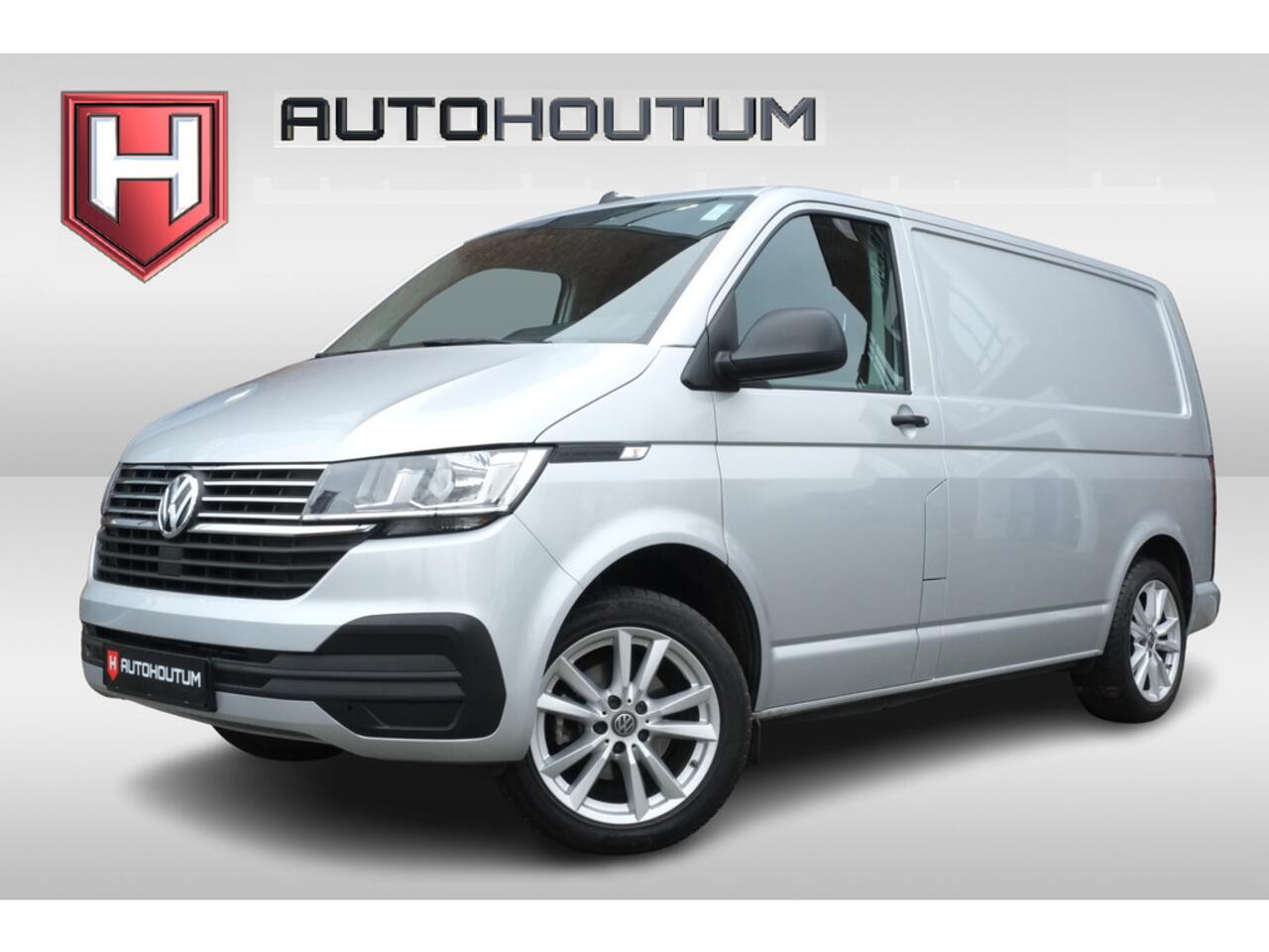 Volkswagen TRANSPORTER 2.0 TDI DSG 150pk L1H1 32 Navigatie, 3 zits euro 6 (5,8m3)