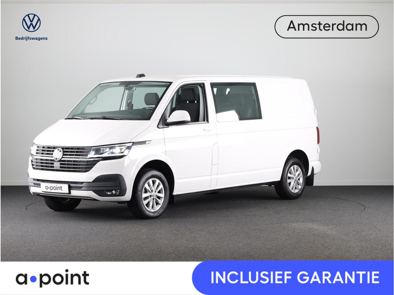 Volkswagen TRANSPORTER 2.0 TDI L2H1 30 Luxe DC Highline 150 pk Automaat (DSG) | Verlengde garantie | Navigatie via App | Trekhaak | Parkeersensoren achter | Achteruitrijcamera | Interieur voorverwarming |