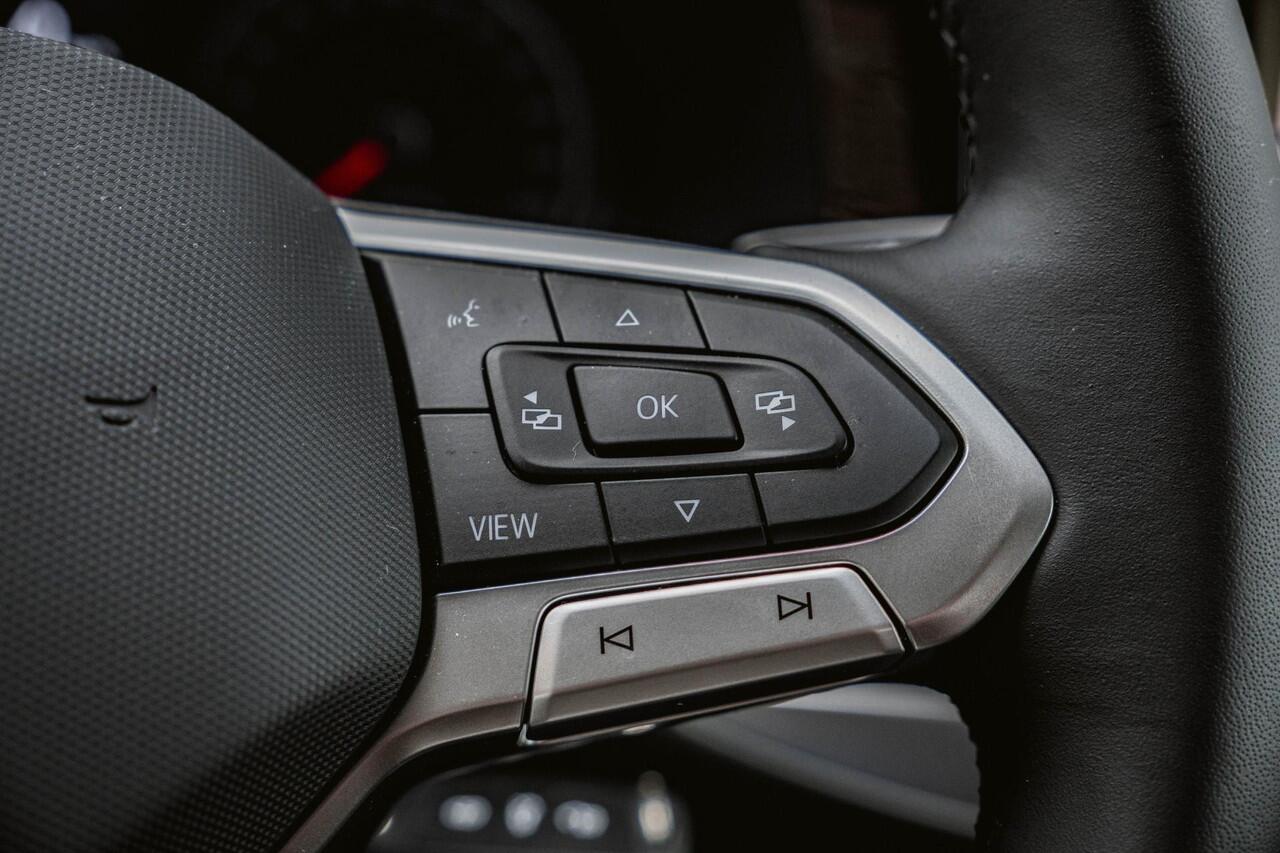 Volkswagen TRANSPORTER T6.1 2.0 TDI 150 PK DSG CARAVELLE L2H1 DUB/CAB A-KLEP ACC | LED | Privacy glass | Apple Carplay/Android Auto