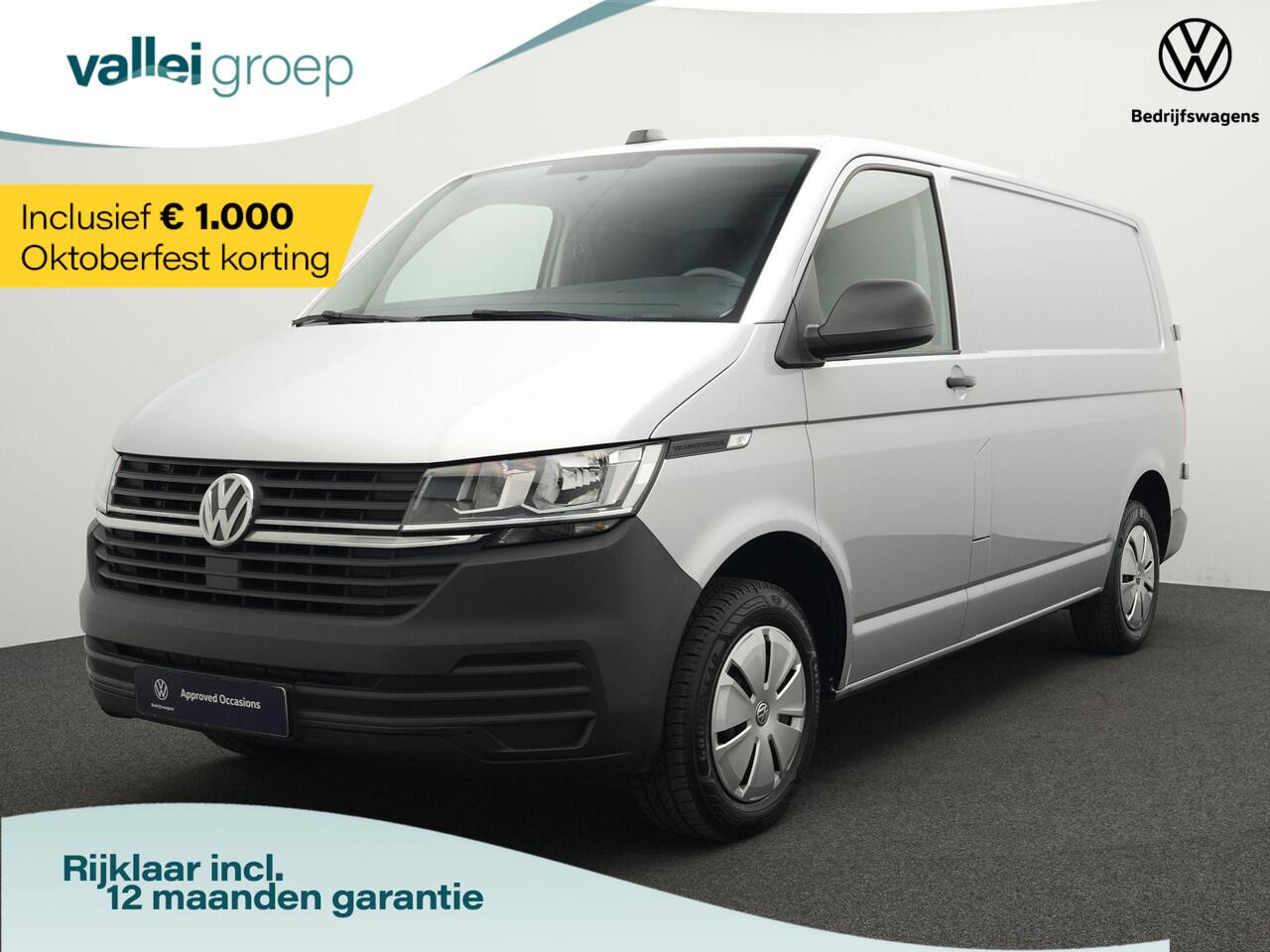 Volkswagen TRANSPORTER 2.0 TDI 90 pk Economy Business L1H1 | Trekhaak | Parkeersensoren achter | Carplay | Cruise Control