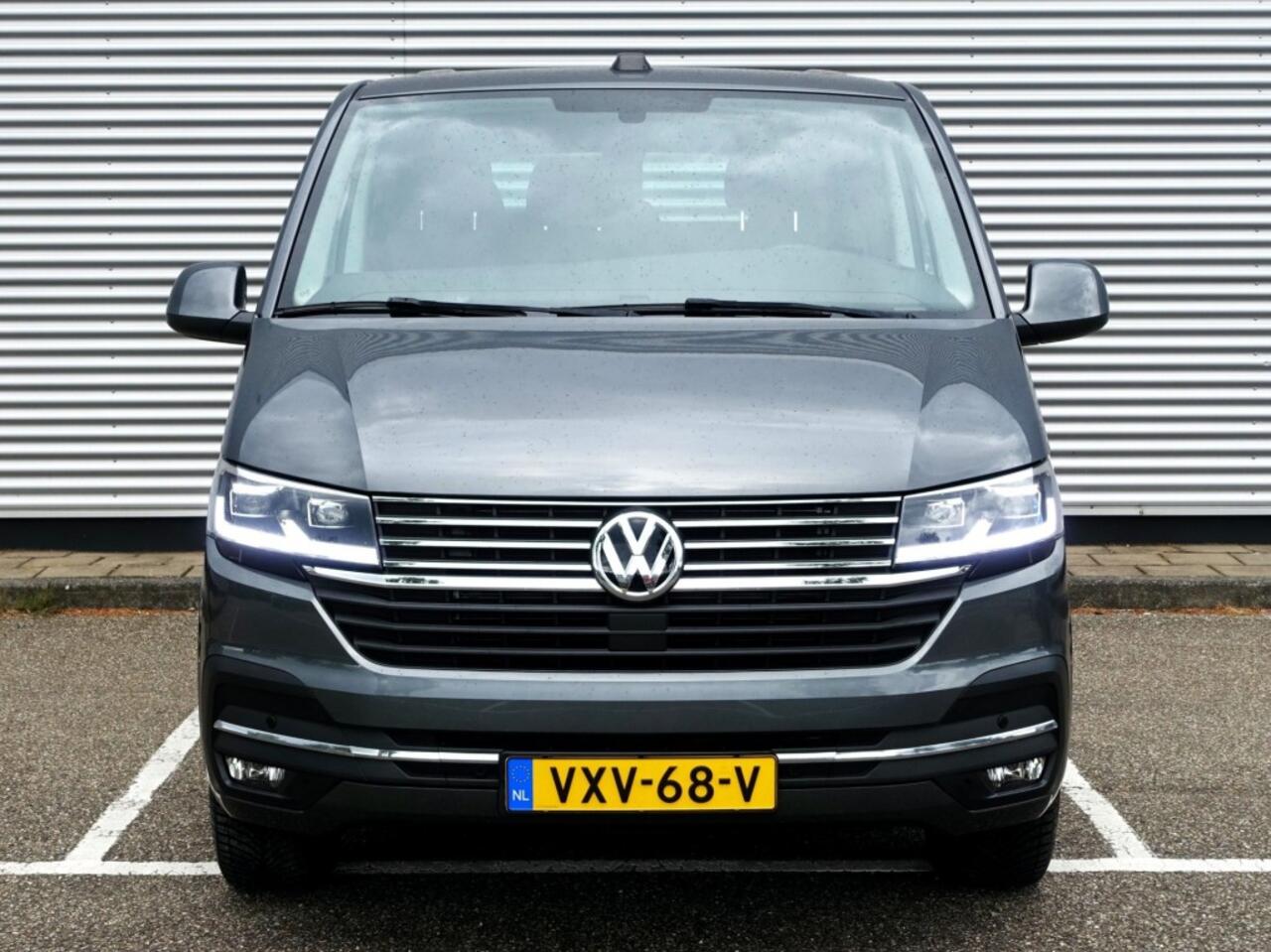 Volkswagen TRANSPORTER 2.0 TDi 150 PK DSG7 Bulli DC L2H1 I NL-Auto I 100% dealer I LED I