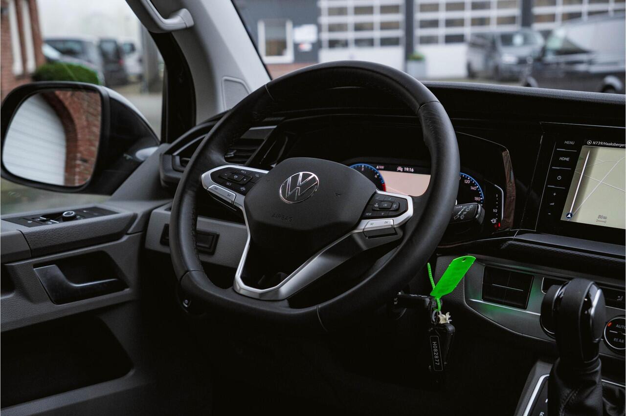 Volkswagen TRANSPORTER T6.1 2.0 TDI 204 PK DSG CARAVELLE L2H1 A-KLEP DUB/DUB ACC | LED | Leder | Virtual Cockpit | Privacy glass |