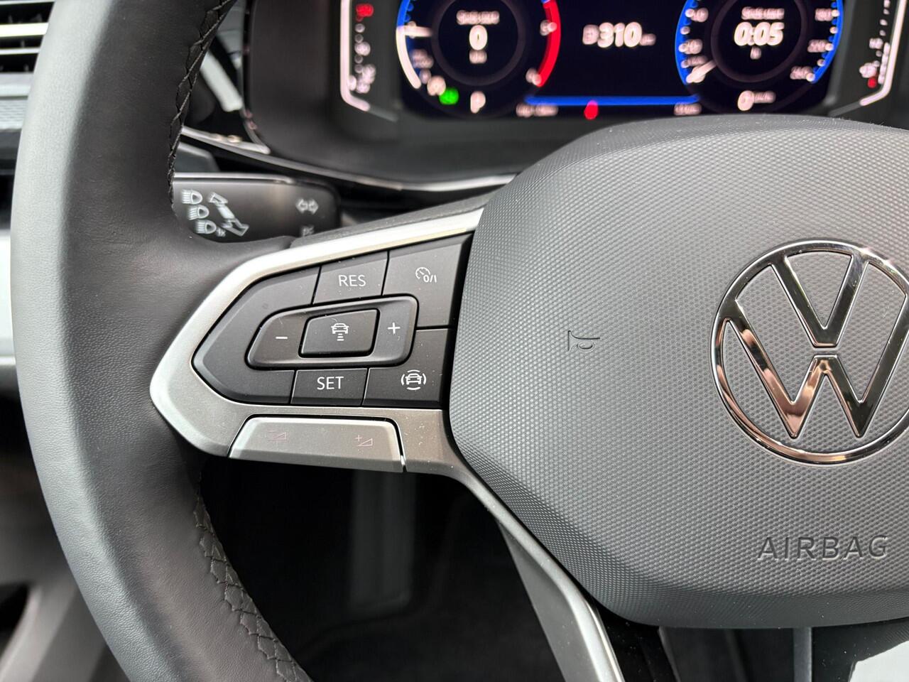 Volkswagen TRANSPORTER 2.0 TDI L1H1 28 Bulli