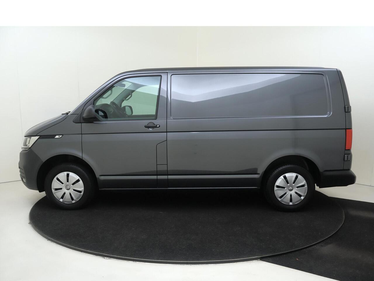 Volkswagen TRANSPORTER Bedrijfswagens L1H1 TDI 28 Comfortline 110 pk 5 versn. hand | Comfortline | Bijrijdersbank | Stalen velgen | Vierseizoensbanden | Parkeerhulp achter | Armleuningen bestuurdersstoel |