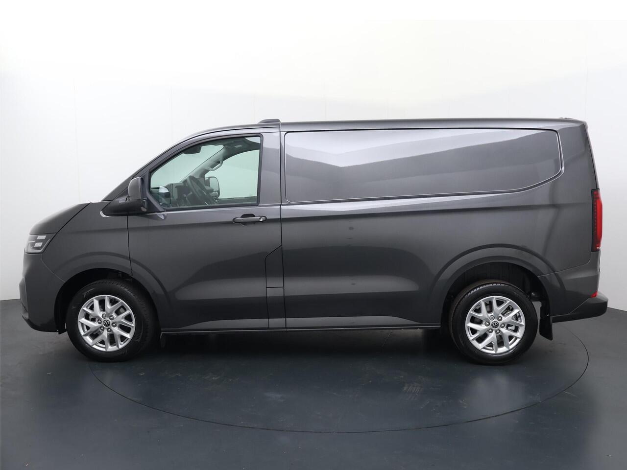 Volkswagen TRANSPORTER 2.0 TDI L1H1 28 Bulli 150 Pk Automaat 8-Traps | BPM-vrij | 2x Comfortstoelen + Armleuningen | Navigatie Apple Carplay / Android Auto | Parkeersensoren Voor + Achter + Achteruitrijcamera