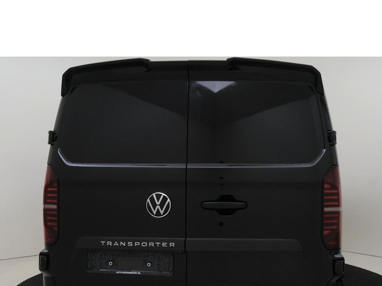 Volkswagen TRANSPORTER Bedrijfswagens Style L2 2.0 TDI 30 (150 pk) 110 kW pk 8 versn. | BPM vrij | Achterdeuren zonder ruit | Zitpakket 1 voor life & style - armleuningen, bijrijdersstoel | Trekhaak, vast |