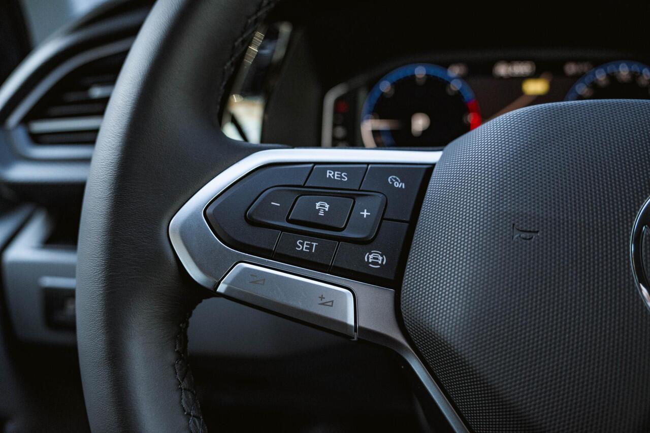 Volkswagen TRANSPORTER T6.1 2.0 TDI 150 PK DSG CARAVELLE L2H1 DUB/CAB A-Deuren ACC | LED | Digital Cockpit | Leder | Apple Carplay/Android Auto