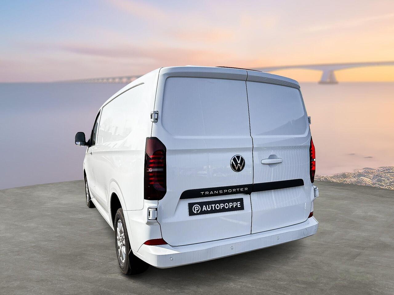 Volkswagen TRANSPORTER Style 28 2.0 TDI L1 110kW (150pk) Volkswagen Transporter 2.0 TDI L1H1 28 Style