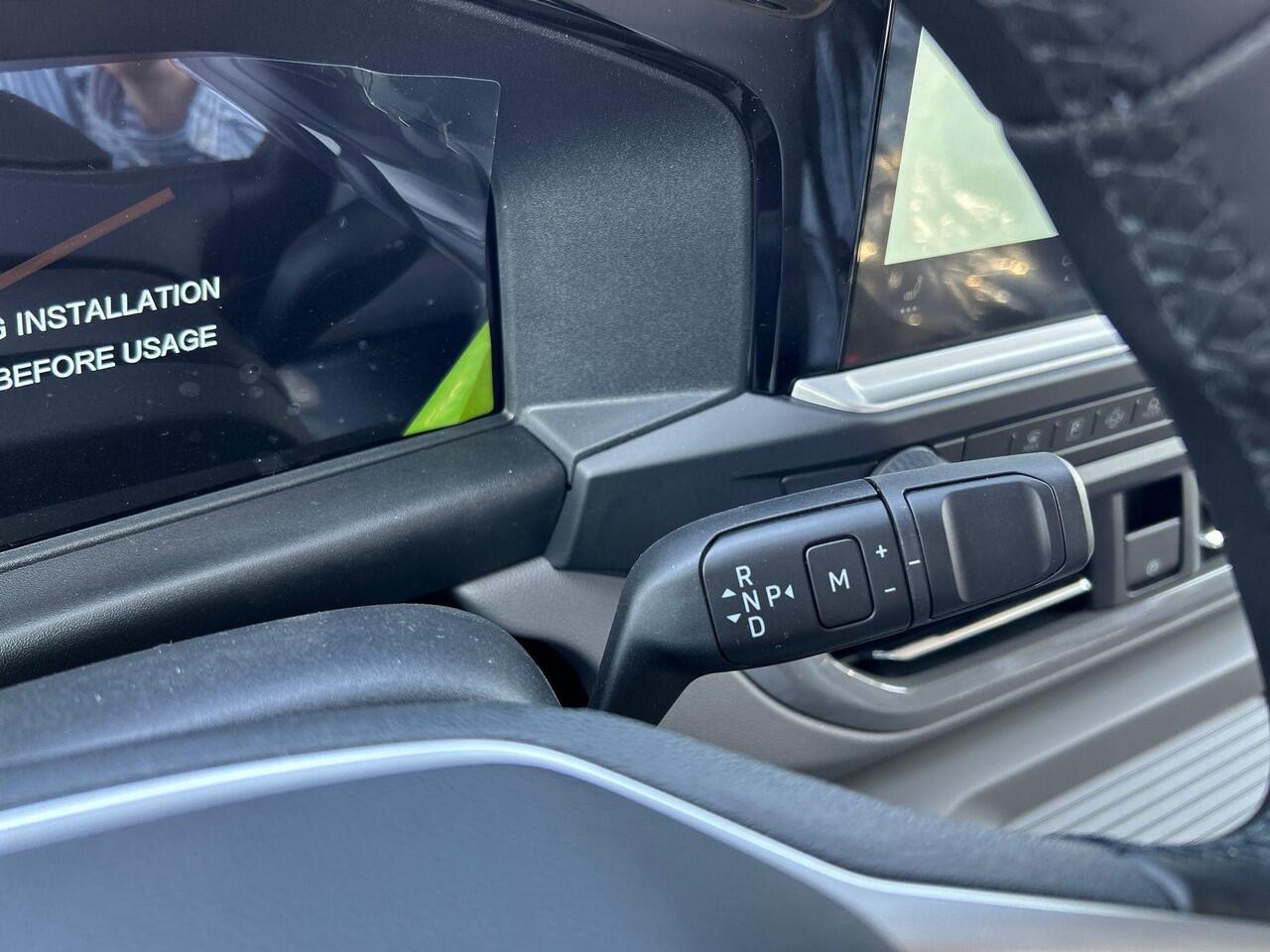 Volkswagen TRANSPORTER Bedrijfswagens Bulli L1 2.0 TDI EU6 125 kW 170 pk 8 versn. Auto | BPM vrij | Brandstoftank met vergrote inhoud, 70 ipv 55 liter | Parkeersensoren voor en achter met manoeuvreerrem (Park Distance Control) |