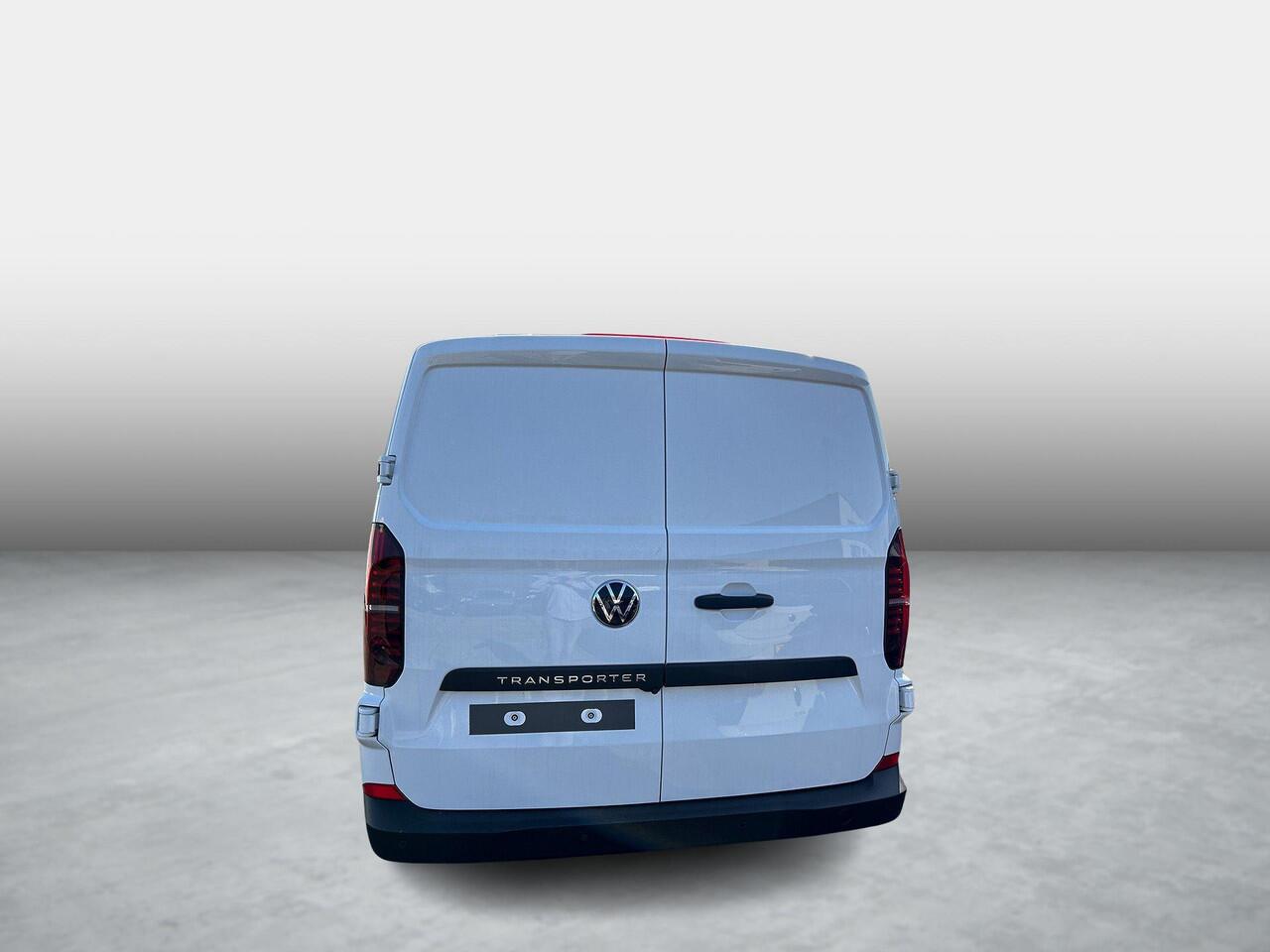 Volkswagen TRANSPORTER Bedrijfswagens Life L1 2.0 TDI EU6 81 kW 110 pk 6 versn. hand | BPM vrij | Achterdeuren zonder ruit | Bestuurdersassistentiepakket plus | Multifunctioneel kunstlederen stuurwiel |