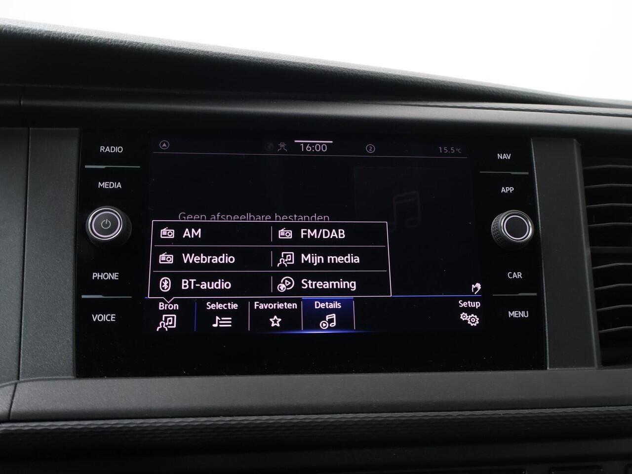 Volkswagen TRANSPORTER 2.0 TDI L2H1 30 DC Highline | 150 PK | Dubbele Cabine | Trekhaak | Airco | Cruise control |