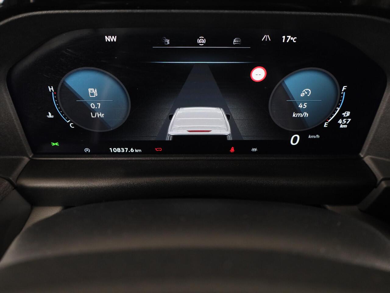 Volkswagen TRANSPORTER 2.0 TDI L2H1 30 Life | 110 PK Hand | Styling pakket | Camera | App Connect | Trekhaak |