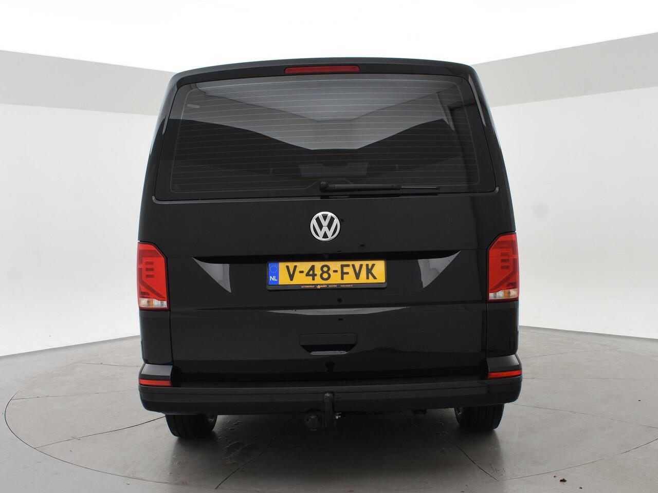 Volkswagen TRANSPORTER 2.0 TDI L2H1 HIGHLINE | LMV | TREKHAAK | APPLE CARPLAY | CAMERA | COMFORSTOELEN