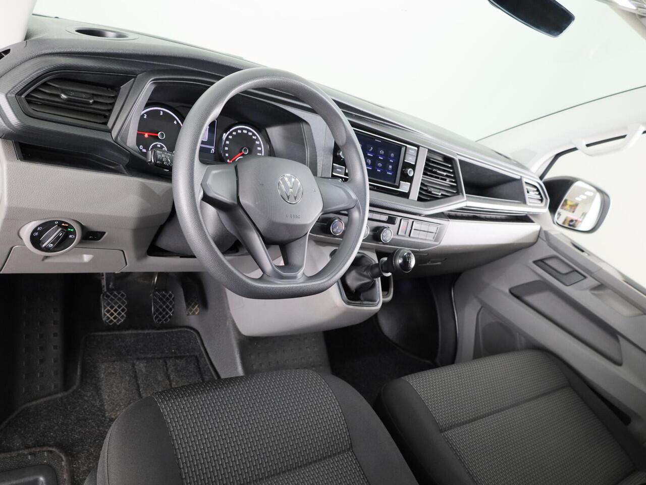 Volkswagen TRANSPORTER 2.0 TDI L2H1 28 Comfortline 110 pk | Verlengde garantie | Navigatie via App | Parkeersensoren achter | Cruise control |