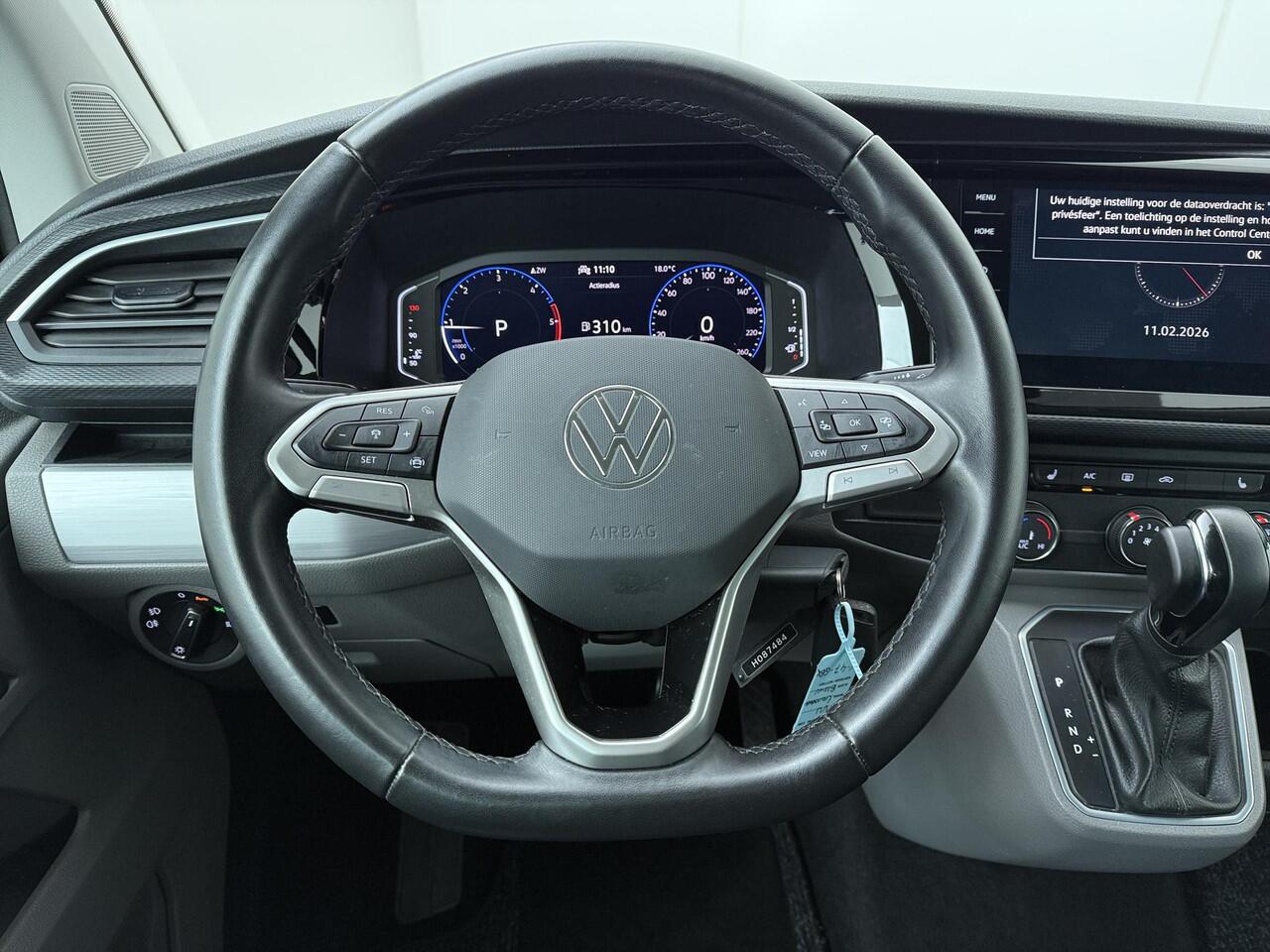 Volkswagen TRANSPORTER 2.0 TDI L2H1 30 Bulli | 150 PK | Automaat | Achteruitrijcamera | Voorstoelen verwarmd | Achterdeuren met ruit | Adaptive cruise control |