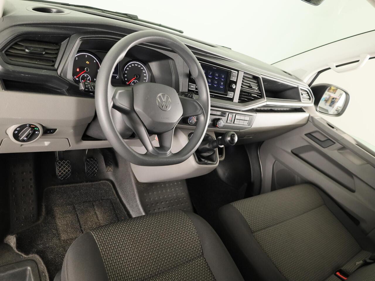 Volkswagen TRANSPORTER 2.0 TDI L2H1 28 Comfortline 110 pk | Verlengde garantie | Navigatie via App | Parkeersensoren achter | Cruise control |