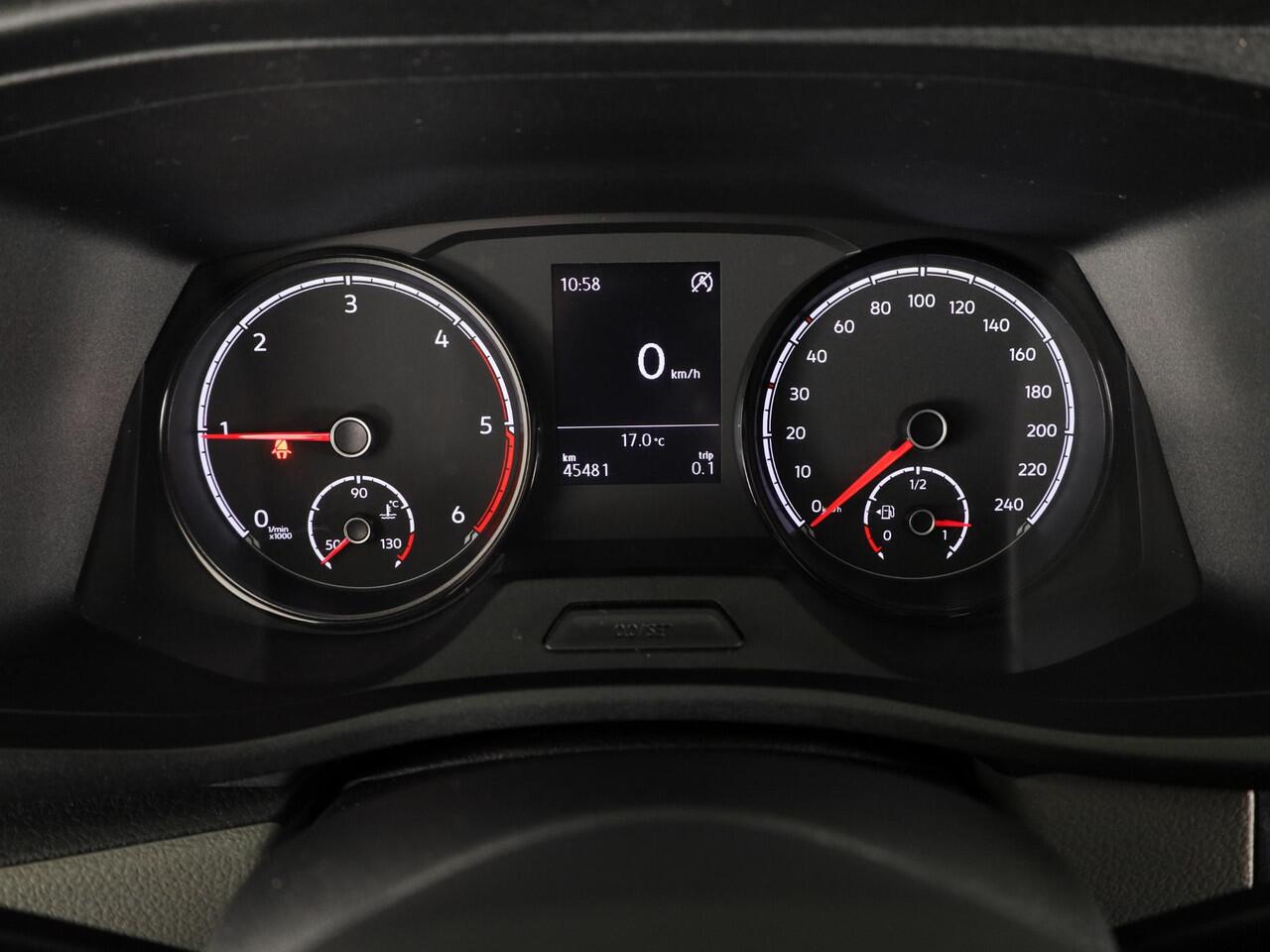 Volkswagen TRANSPORTER 2.0 TDI L2H1 28 Comfortline 110 pk | Verlengde garantie | Navigatie via App | Parkeersensoren achter | Cruise control |