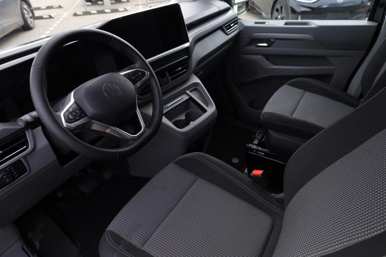 Volkswagen TRANSPORTER 2.0 TDI L2H1 30 Bulli 150PK / 110kW, Dodehoekdetectie (side assist), adaptieve cruise control (acc), rondomzichtcamera (area view), achteruitrijcamera (rear view), parkeersensoren voor en achter (pdc), verwarmbare voorstoelen, DAB+, draadloos Apple Carpla