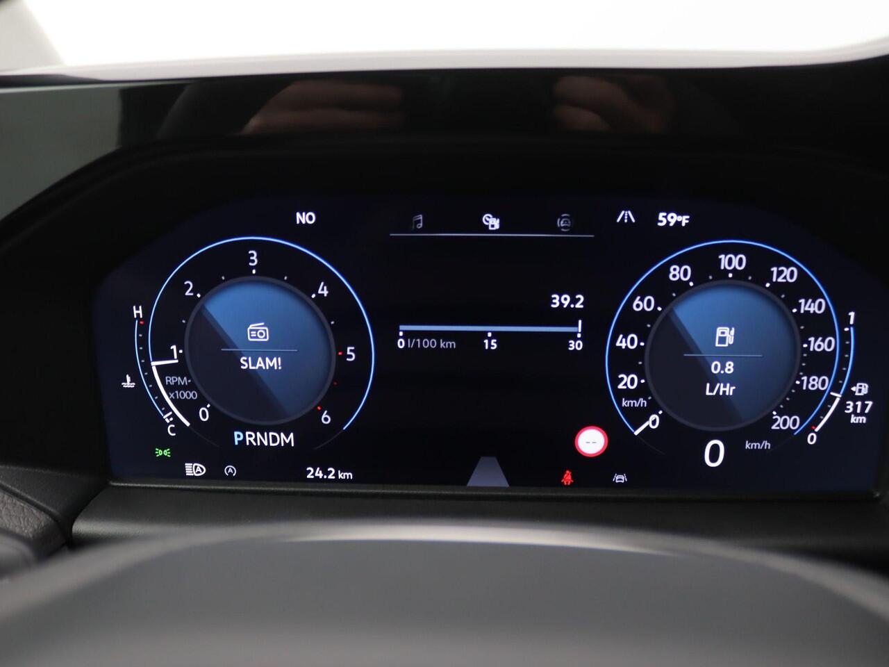 Volkswagen TRANSPORTER 2.0 TDI L2H1 30 Style 170PK AUT8 Dubbele schuifdeur, Adaptieve Cruise Controle, Trekhaak, Achteruitrijcamera, Stoelverwarming, Side Assist, Keyless, 17" LM Velgen