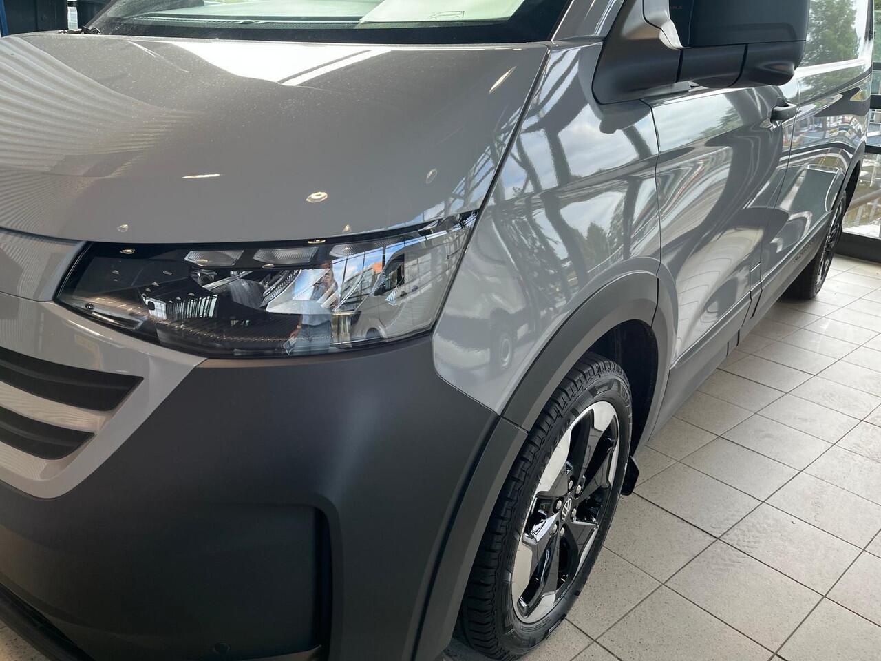 Volkswagen TRANSPORTER Bedrijfswagens PanAmericana L2 2.0 TDI EU6 170 pk 8 versn. auto | 3 neerklapbare dakrails | Achterdeuren zonder ruit | Diefstalalarmsysteem met interieurbeveiliging, noodsirene en wegsleepbeveiliging | Voorruit van gelaagd glas, warmtewerend, isolerend en