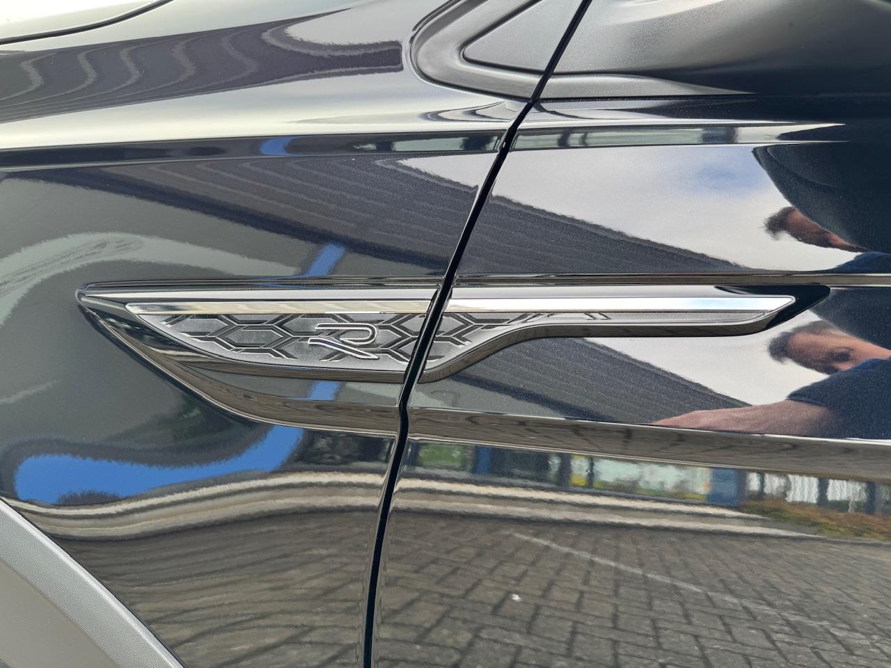 Volkswagen Taigo 1.5 TSI R-Line Business | Pano | LMV18" | Full Options!