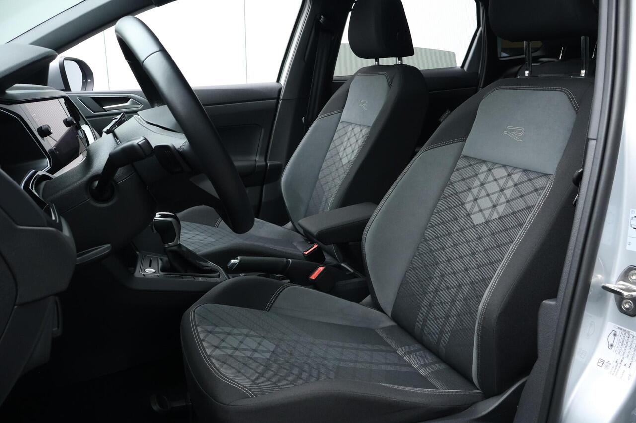 Volkswagen Taigo 1.5 TSI R-Line / Panorama / IQ.Light / Keyless