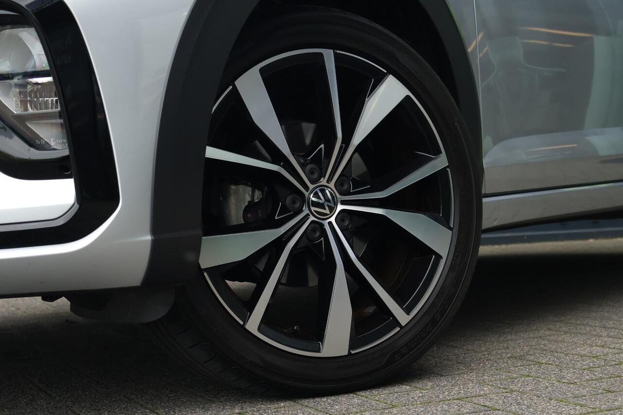 Volkswagen Taigo 1.5 TSI R-Line / Panorama / IQ.Light / Keyless