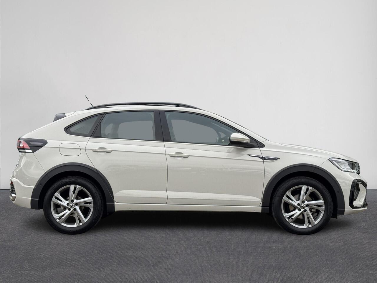 Volkswagen Taigo 1.0 TSI R-Line Business Automaat | LM-Velgen | Car-play | Digitaal dashboard | Dakrail | Trekhaak ( Vestiging Vianen Tel: 0347-371248 )